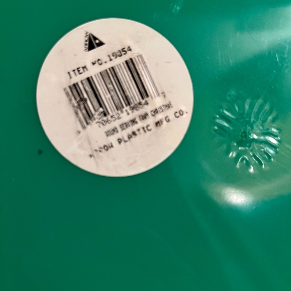 Round Plastic Trays - Picture 3 of 8